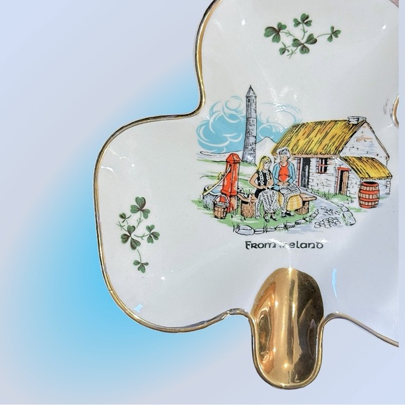 Vintage Carrigaline Pottery 3 Leaf Clover Trinket Candy Dish Ashtray - Picture 4 of 6